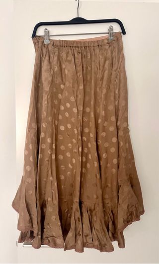 Falda vintage vuelo midi volante y lunares