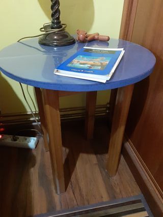 Mesita de noche vintage