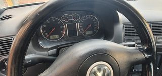 Volkswagen Golf 2003