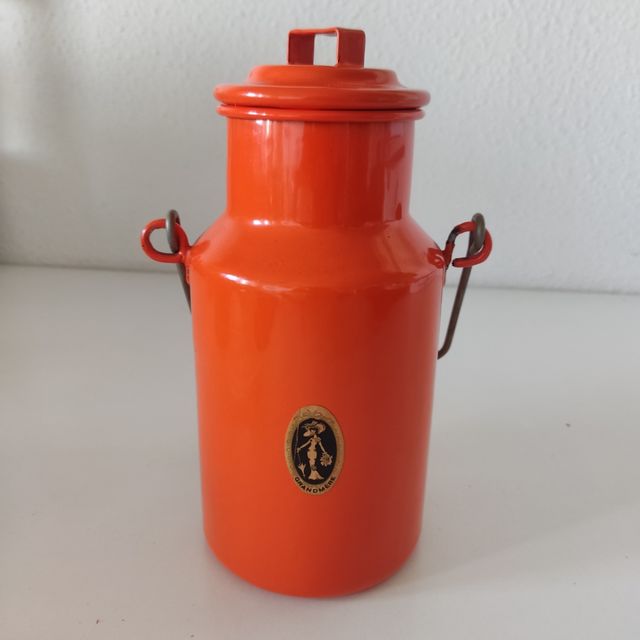 ANTICA LATTAIA FRANCESE DEGLI ANNI '50 IN METALLO SMALTATO