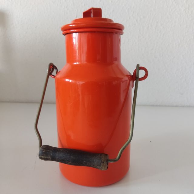 ANTICA LATTAIA FRANCESE DEGLI ANNI '50 IN METALLO SMALTATO