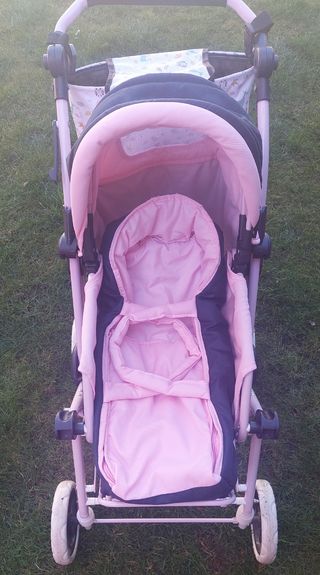 Carrito de paseo para muñecos