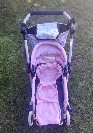 Carrito de paseo para muñecos