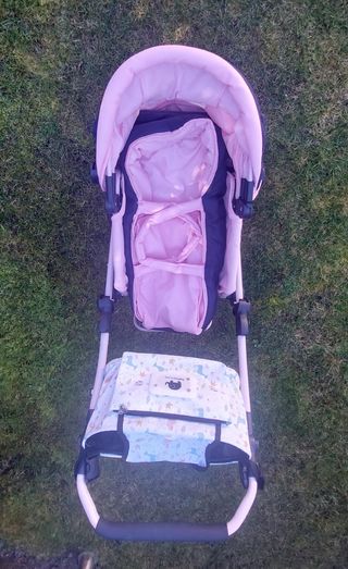 Carrito de paseo para muñecos