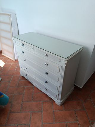 Cómoda de madera maciza retro