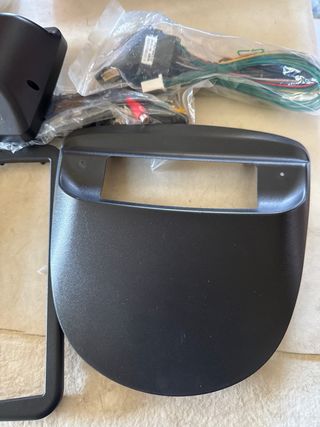 Pantalla de coche universal 9 pulgadas con kit