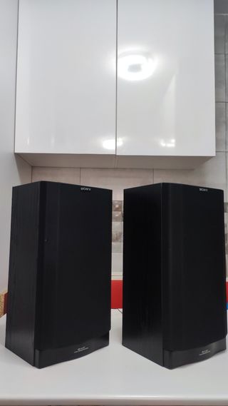 Altavoces  Sony tres vias