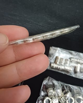 Abalorios varios metal