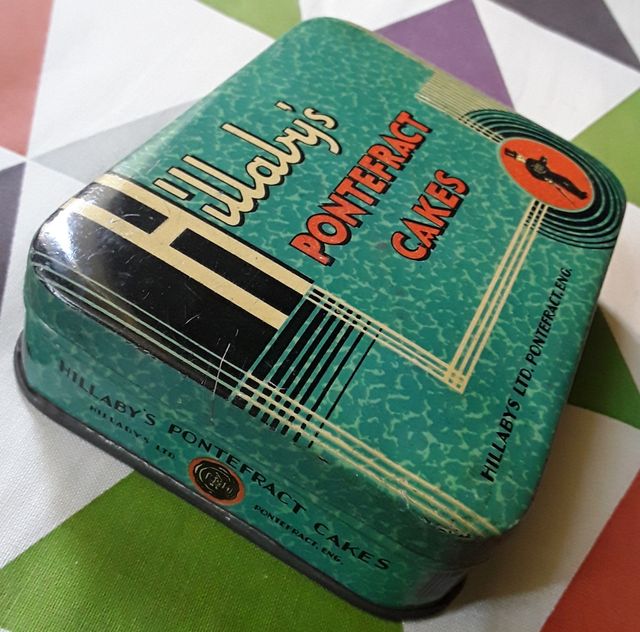 Cajita metálica inglesa