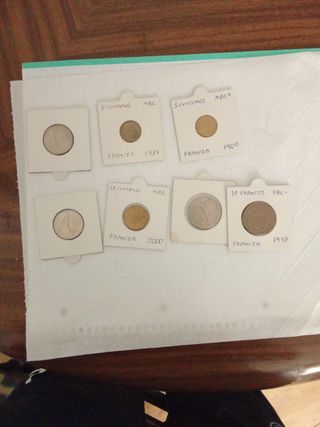 Lote francos franceses varios años