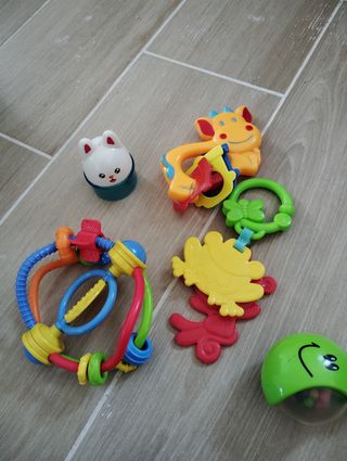 Lote juguetes bebé muy bueno