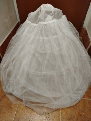 Cancán vestido comunión.Recoger Madrid, Villalba,.