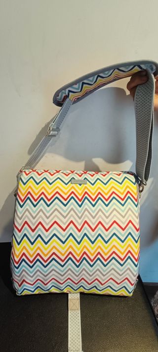 Trona portátil marca Tuc Tuc