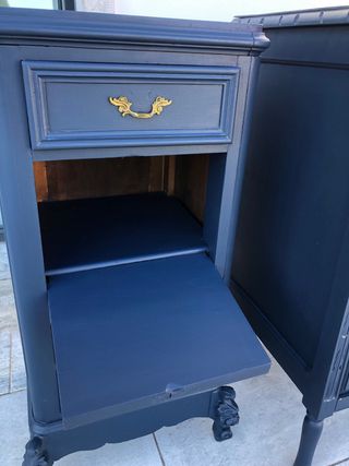 Cómoda e mesas de cabeceira