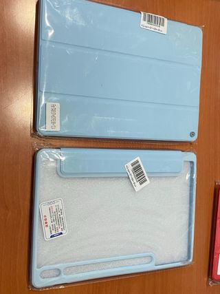 Lote Nuevo 13 fundas ipad y samsung. Ideal revende