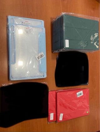 Lote Nuevo 13 fundas ipad y samsung. Ideal revende