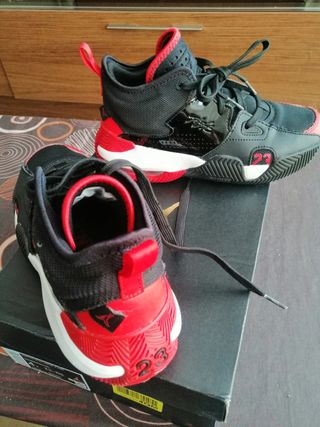 Jordan Stay Loyal 2 GS Niño 