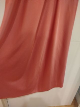 Fiesta vestido raso, muy bonito