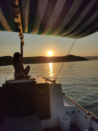 Alquiler barco llaut de 8m con patrón