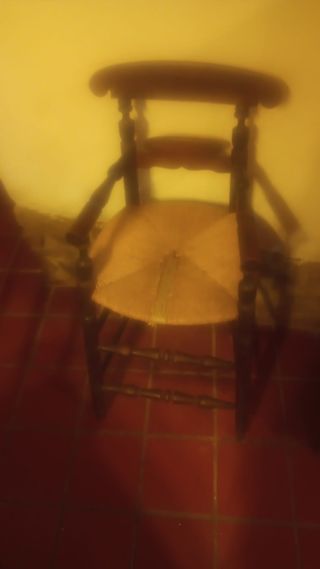 SILLA ALTA DE ENEA INFANTIL ANTIGUA