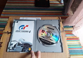 Jogo PS2 "Gran Turismo 4"