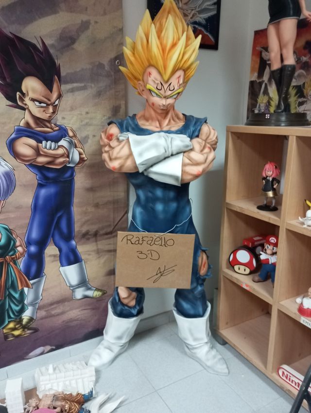 Vegeta tamaño real