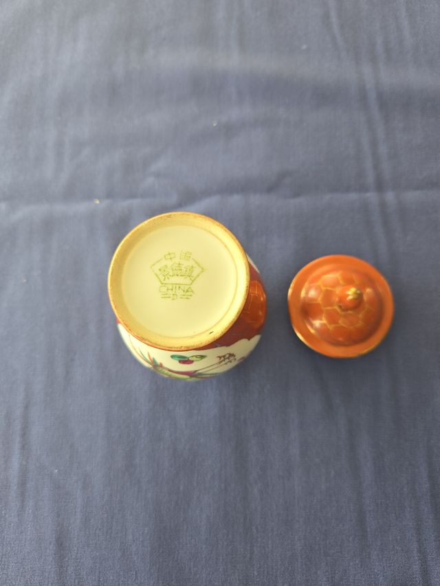 Miniatura de tibor