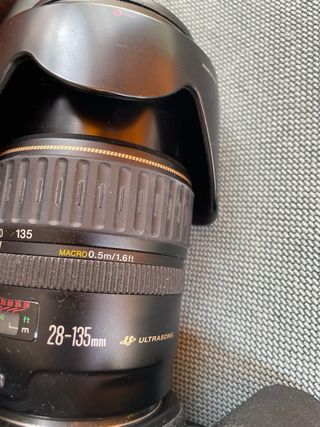 Fotocamara canon 40 D con objetivo 28-135