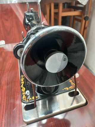 Mueble Máquina de coser Alfa perfecto estado