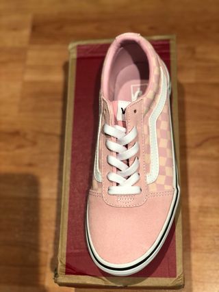 Vans Ward