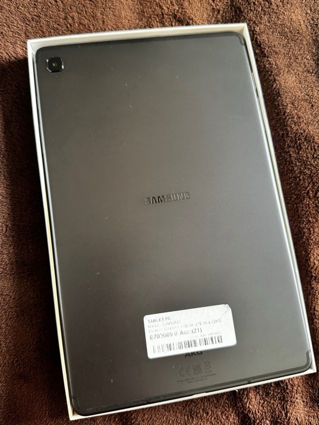Galaxy tab S6 Lite 4 gb ram 128gb