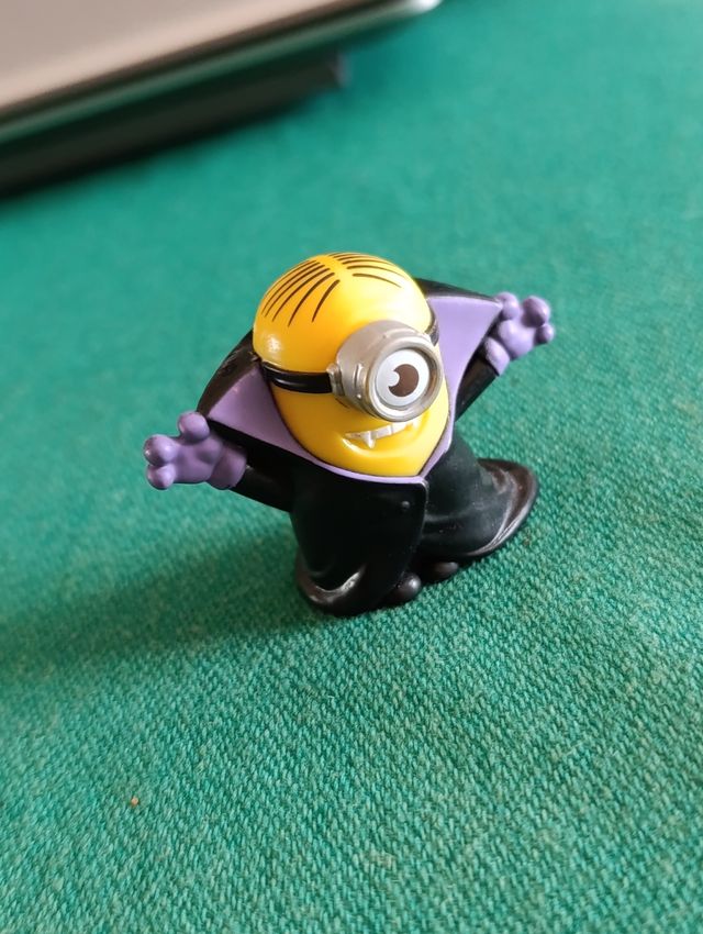 Lotto n.ri 4 figures McDonald's