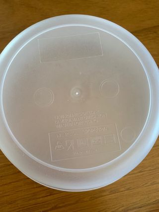 Recipientes com tampa