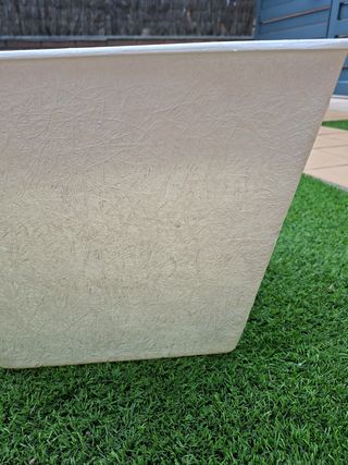 Maceta resina blanca 40×40 cms