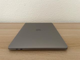 MacBook Pro 13-inch 16 gb RAM (Mid 2020)