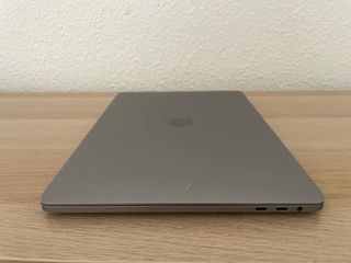 MacBook Pro 13-inch 16 gb RAM (Mid 2020)