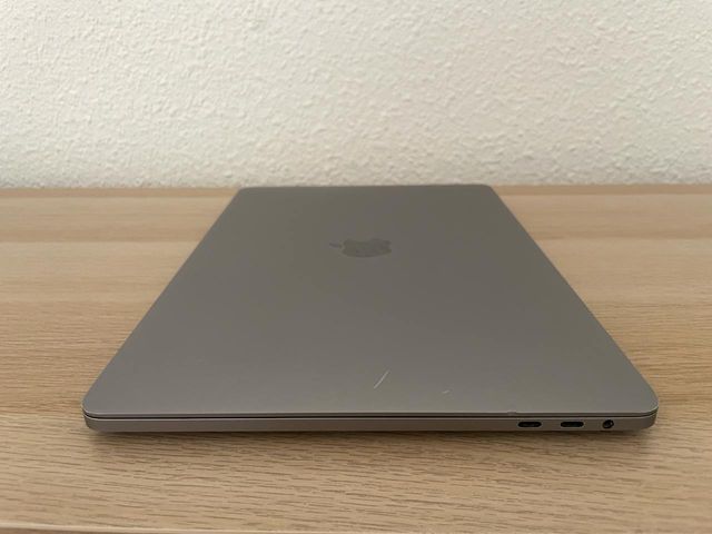 MacBook Pro 13-inch 16 gb RAM (Mid 2020)