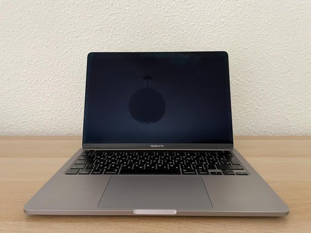 MacBook Pro 13-inch 16 gb RAM (Mid 2020)
