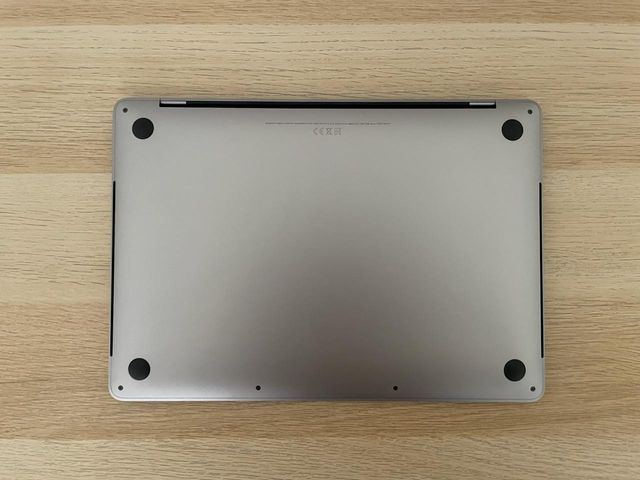 MacBook Pro 13-inch 16 gb RAM (Mid 2020)