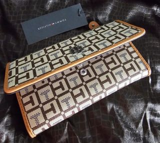 Cartera tommy Hilfiger