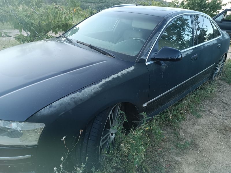 Audi A8 2003 - foto 1