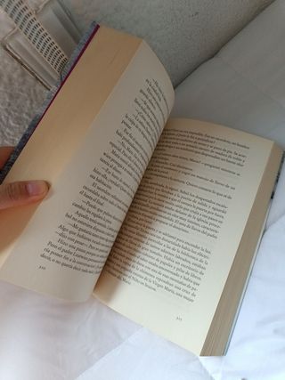 La villa de las telas / The Cloth Villa (Spanish Edition)