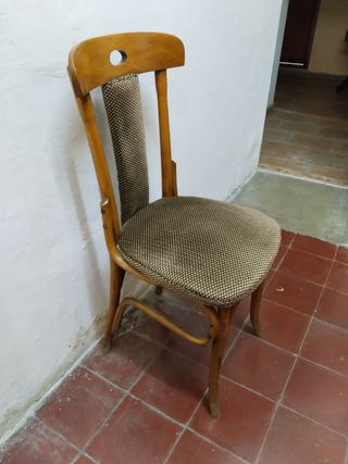 Conjunto de sillas vintage.