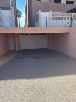 Trastero con plaza de garaje