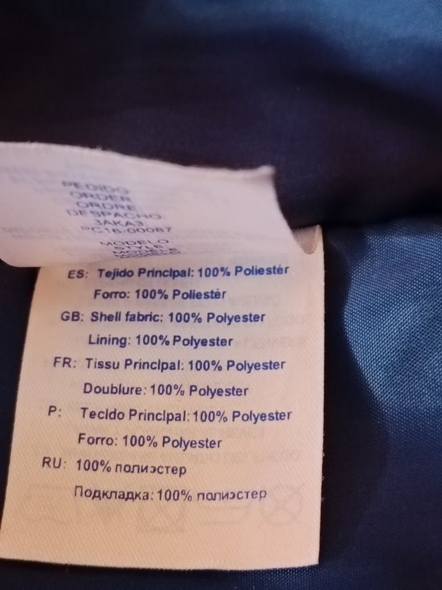 Abrigo  de voleibol del club Leganés.