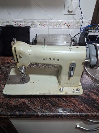 Maquina de coser sigma electrica