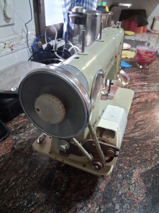 Maquina de coser sigma electrica