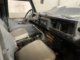 Land Rover Defender 2000