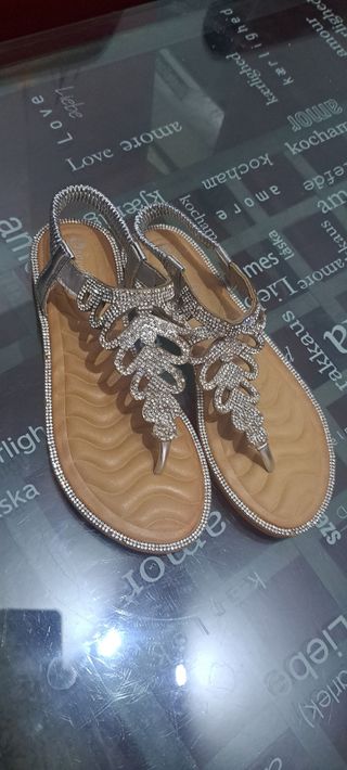 Sandalias plateadas