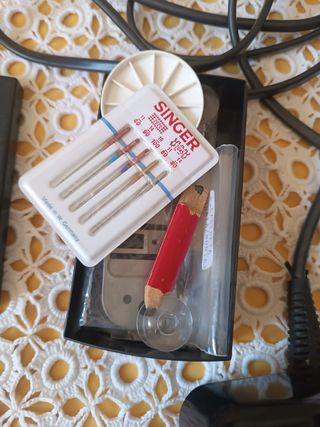 Maquina de coser singer